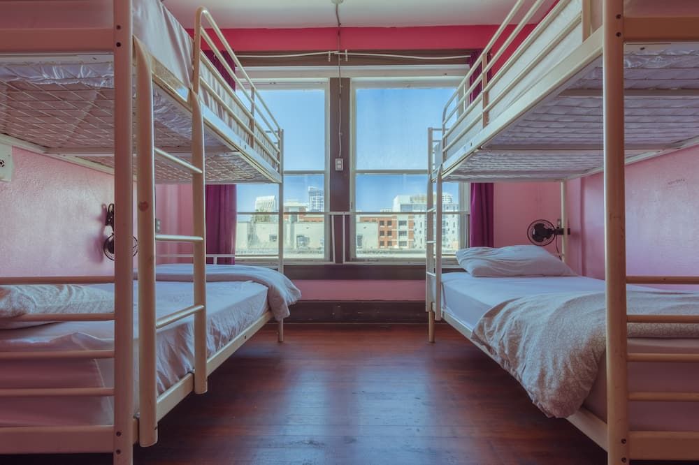 Lucky D's Youth and Traveler's Hostel - סן דייגו - חדר שינה