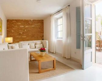 Predi Son Jaumell Hotel Rural - Capdepera - Vardagsrum
