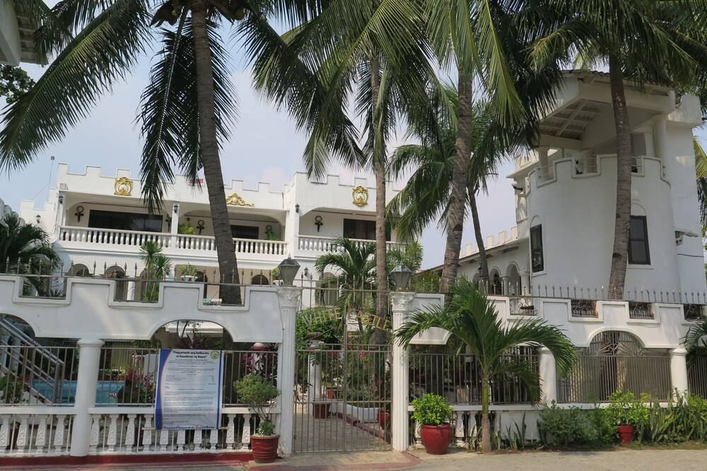 White Castle Hotel and Resort