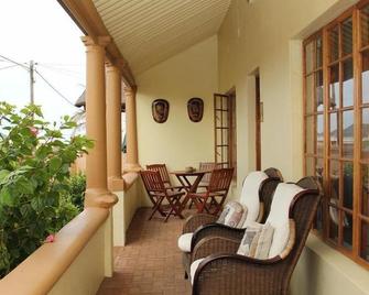 African Dreams Bed And Breakfast - East London - Balkong