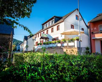Gasthaus Tannenhof - Lieg - Edificio