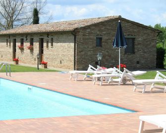 Fattoria Borgonuovo - Cortona - Pool