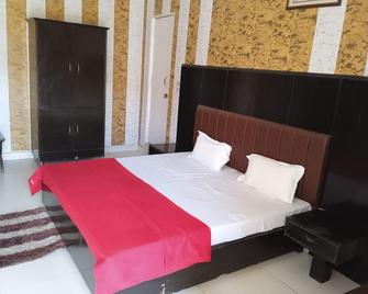 Hotel Sun View Chamba - New Tehri - Bedroom