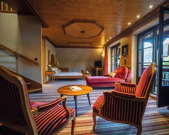 هوتل أرنولد - اوبرنيه - ردهة