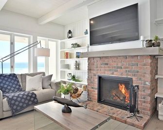 Hôtel à la maison - Le Coeur de la plage - Saint-Irénée - Living room