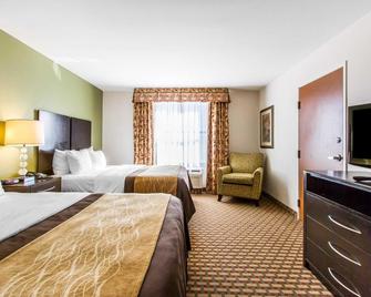 Comfort Inn and Suites Shawnee North near I-40 - Shawnee - Schlafzimmer