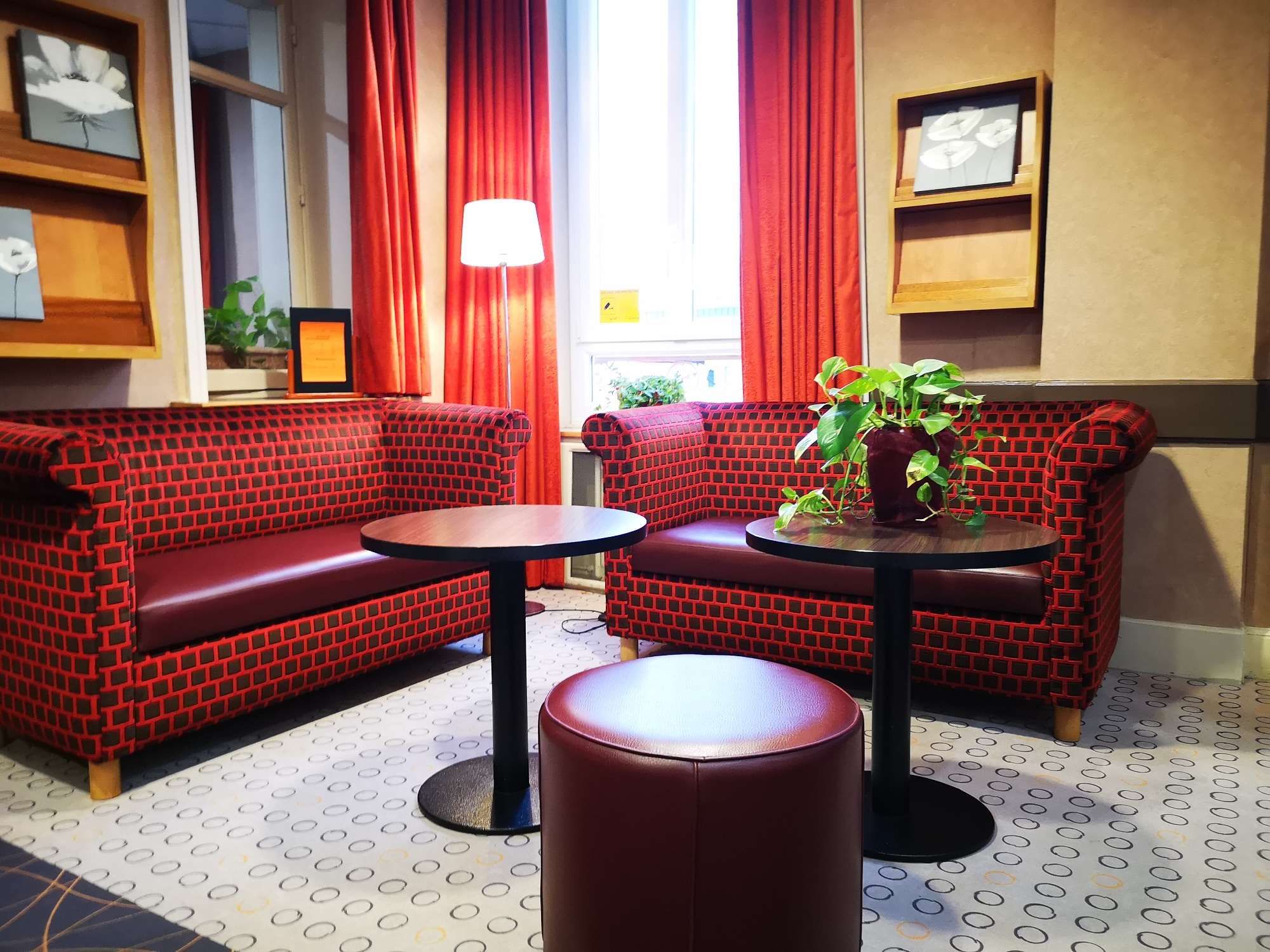 The Originals City, Hôtel Régina, Périgueux - Périgueux - Salónek