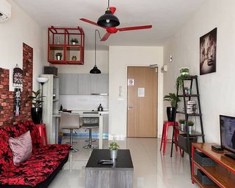 Casa Rv Homestay Mkh Boulevard Kajang - Kajang - Living room