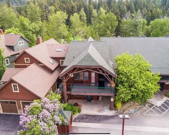 Cozy Condo in the Heart of Downtown BigFork - Somers - Building