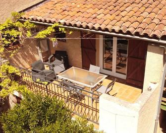 Gite with access to swimming pool - Le Val - Balcón