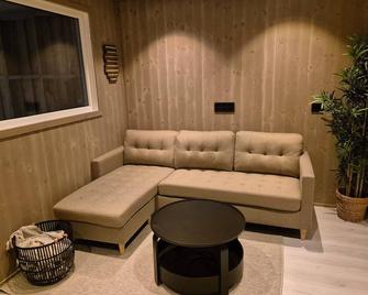 Feda Waterfront apartment - Feda - Sala de estar