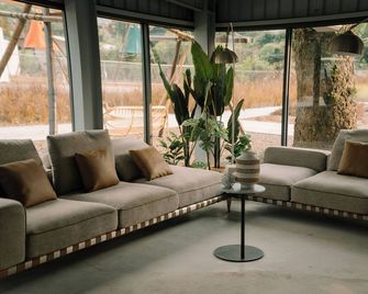 Boholand - Zhushan Township - Lounge