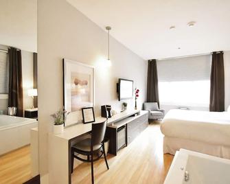 St James Gate by Bower Boutique Hotels - מונקטון - חדר שינה