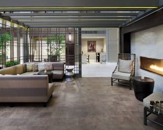 Explore Fairfax from a Comfortable Stay Near GMU and Fair Oaks Mall - Ферфакс - Лаунж