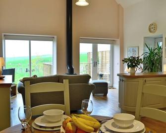 1 bedroom accommodation in Oxton, near Lauder - Lauder - Їдальня