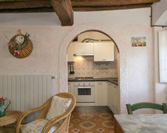 Casina Nel Borgo Antico - Bibbona - Cucina