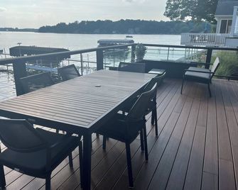 Sunset Cottage on Jimmerson Lake - Fremont - Balcón
