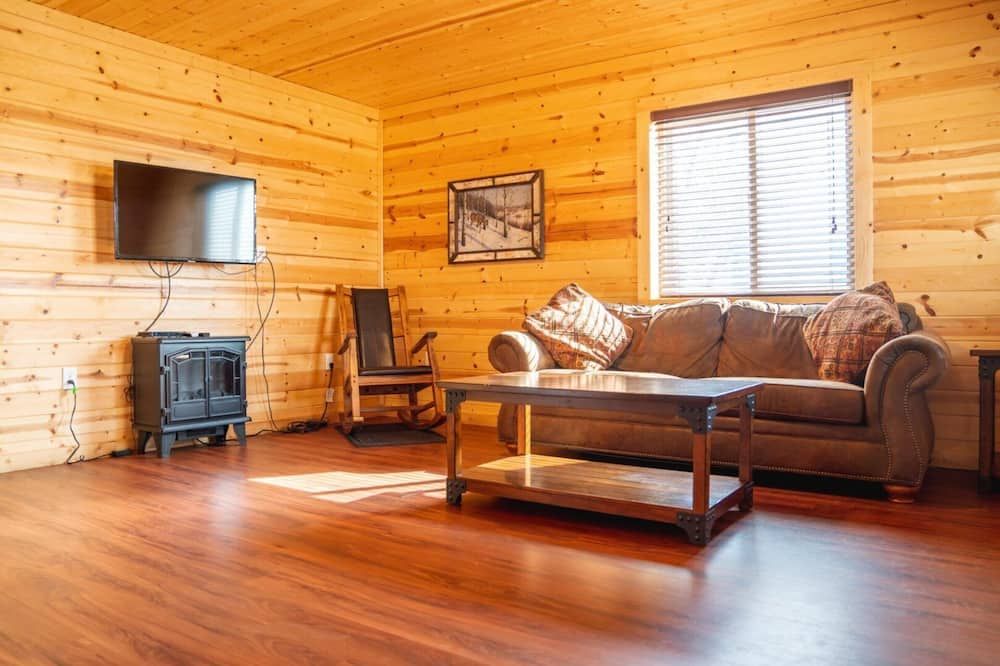 Cabin at Lake Sakakawea - New Town - Living room