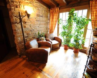 Hostal Lola - Isaba - Sala de estar