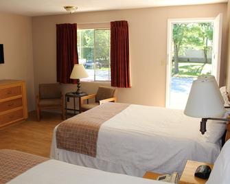 Colonial Resort & Spa - Gananoque - Bedroom