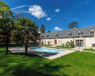 Château de Conon gîte l'ecurie - Cellettes - Piscine