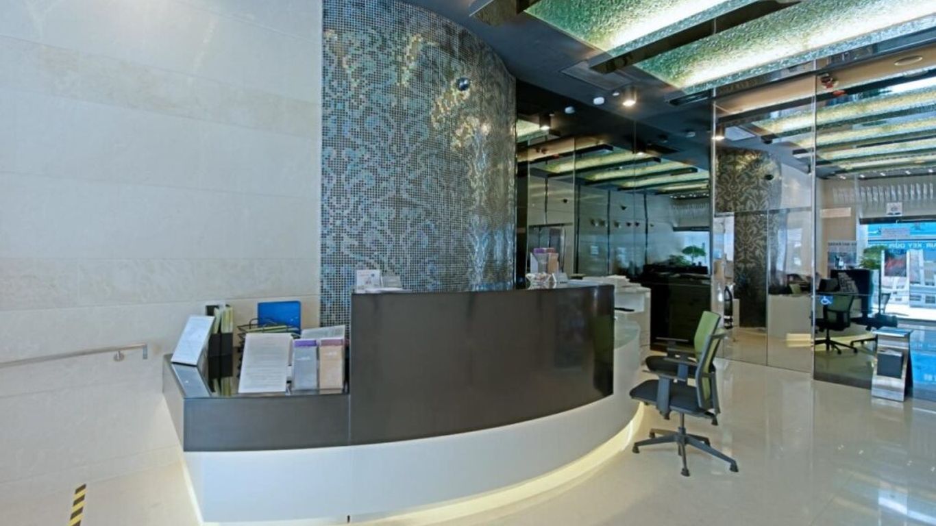 The Bauhinia Hotel - Central