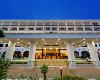 Srm Hotel Trichy - Tiruchirappalli - Building