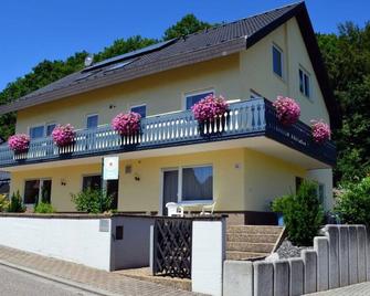 Palatinate Forest Comfortable holiday residence - Silz - Edificio