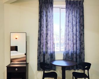Hotel Kodiang D'Aleena Inn - Kangar - Schlafzimmer