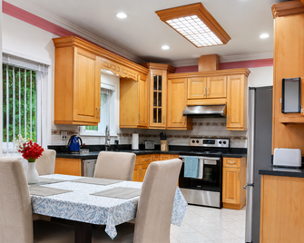 Warm Home in Vancouver - Vancouver - Cocina