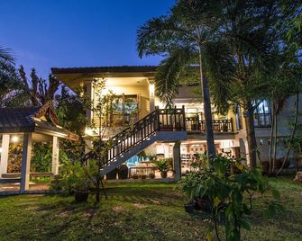 Phuttal Residence - Ayutthaya - Budynek