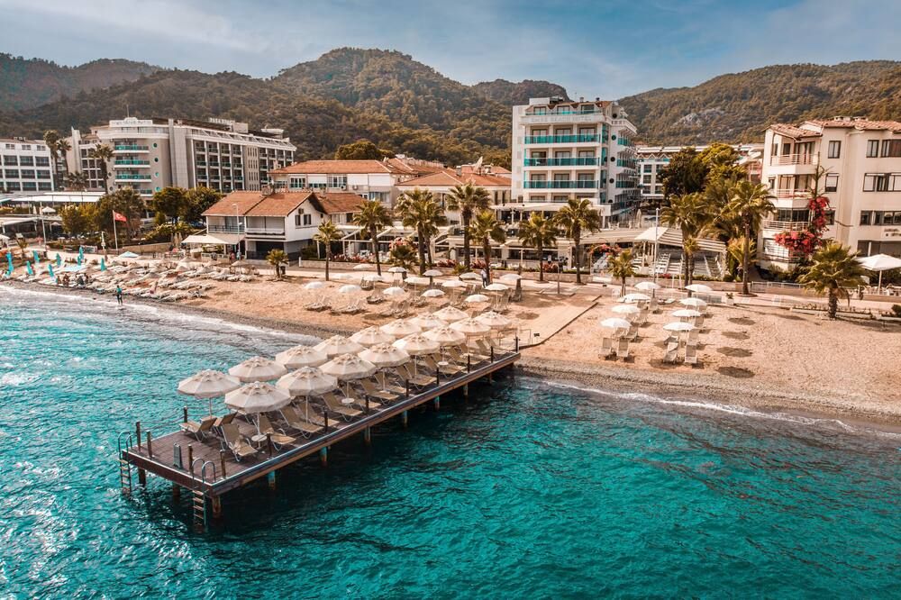 Emre Beach & Emre Hotel - מרמריס