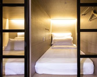 Beat. Capsule Hostel @ Boat Quay - Singapore - Camera da letto