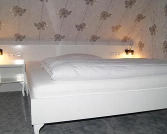 Pokoje Goscinne Truskawkowa 1a - Zielona Góra - Bedroom