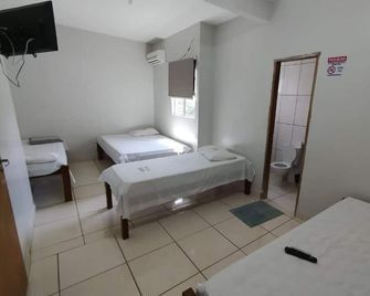 Hotel Oliveira 44 - Goiânia