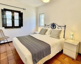 Inn Comenda House - Vila Nova de Milfontes - Schlafzimmer