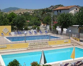 La Pietra Bianca - Marina di Gioiosa Ionica - Pool