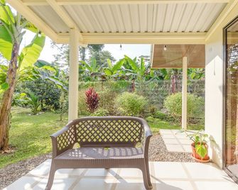 Rio Celeste Birds Garden Apartment, Aire Acondicionado, comodidad y privacidad en un entorno natural 2 - Upala - Patio