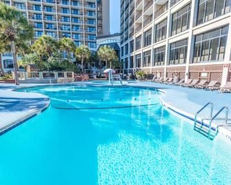 Luxury Ocean Front By Barefoot Landing - North Myrtle Beach - Pool