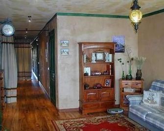 Hostería Casa Flor - Murias de Rechivaldo