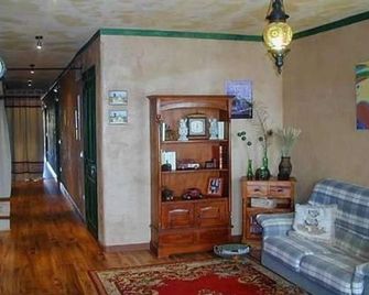 Hostería Casa Flor - Murias de Rechivaldo