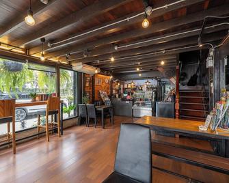 Kayan Hostel - Chiang Mai - Baari