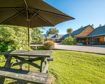 Alpine Garden Motel - Hanmer Springs - Patio