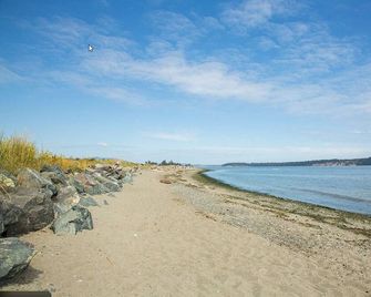 5 Guests • Cozy & Affordable Getaway - Saanichton - Beach
