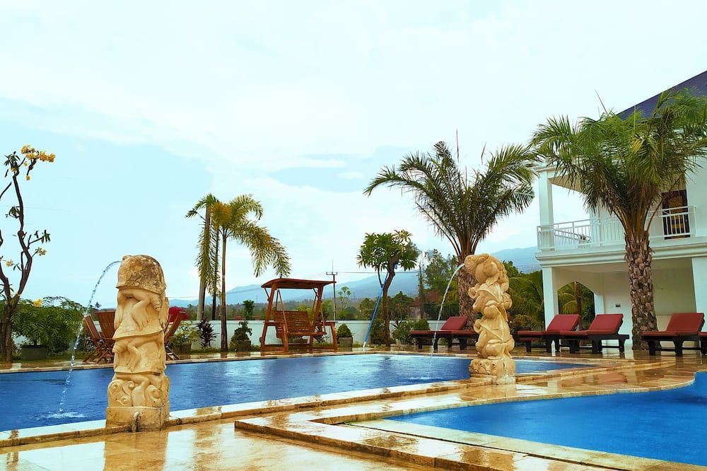 Puri Lovina - Banjar - Pool
