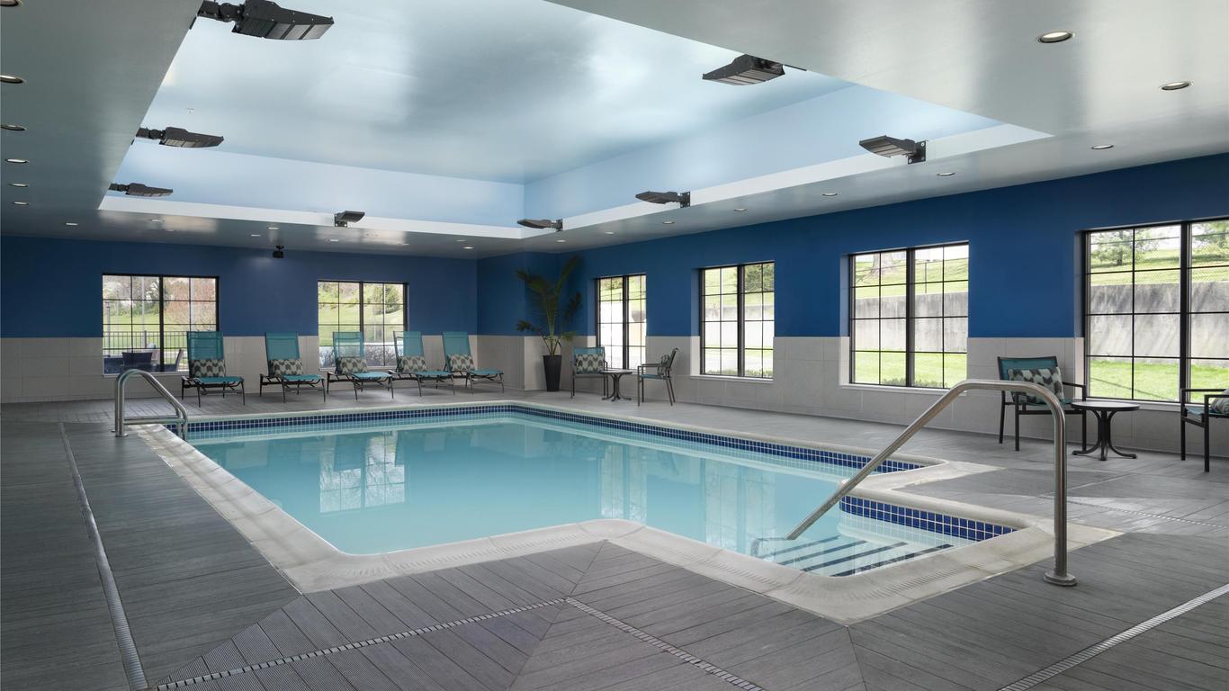 Hampton Inn & Suites Yonkers - Westchester