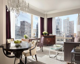 Trump International Hotel & Tower New York - New York - Bedroom