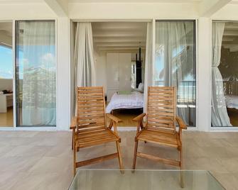 Coral Inn - Lankanfinolhu - Innenhof