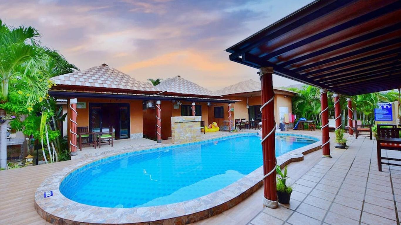 بانيسارا بول فيلا