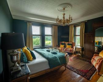 House of Brohedyn - Newcastle Emlyn - Bedroom